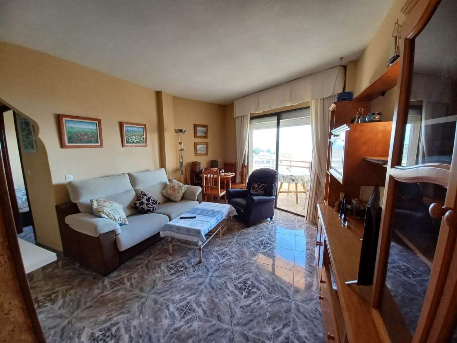 Apartamento en alquiler por temporadas en Torremolinos con vistas al mar
