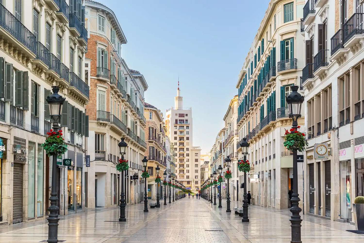 Precioso ático dúplex abuhardillado en pleno corazón del centro histórico de Málaga.
