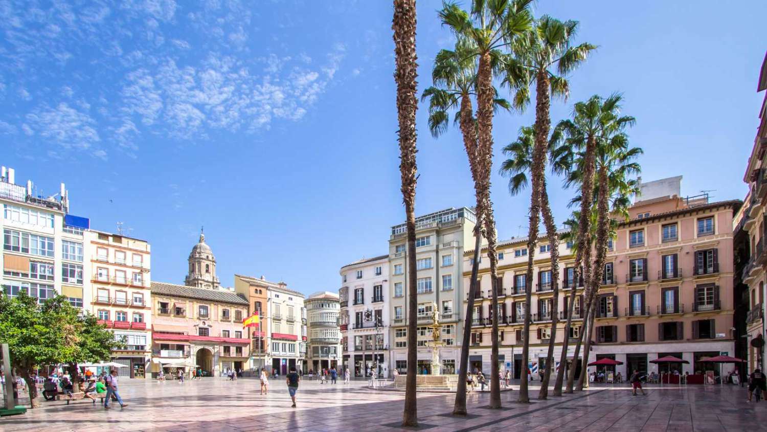 Precioso ático dúplex abuhardillado en pleno corazón del centro histórico de Málaga.
