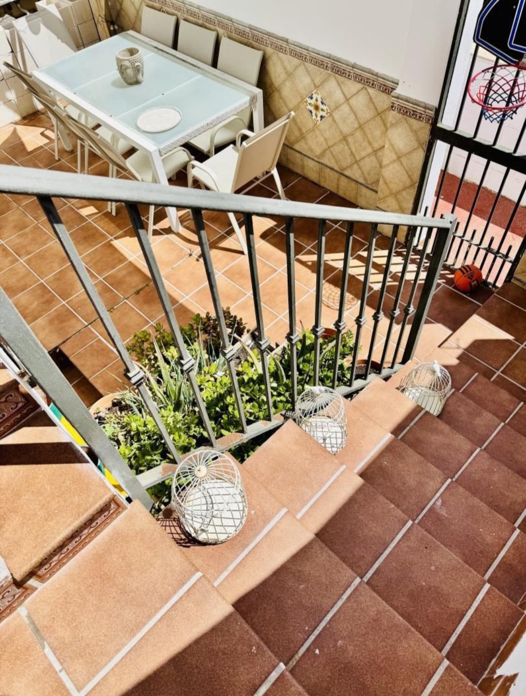 Magnífica vivienda en esquina de 190 m² en Alhaurin de la Torre