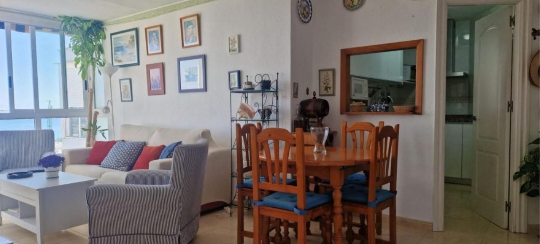 Apartamento con impresionantes vistas al mar