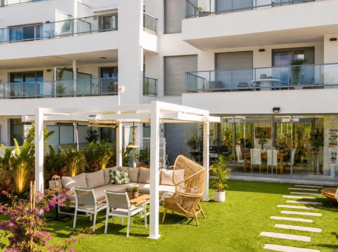 Exclusivo apartamento de lujo prácticamente nuevo con espectacular jardín privado de 128 m²