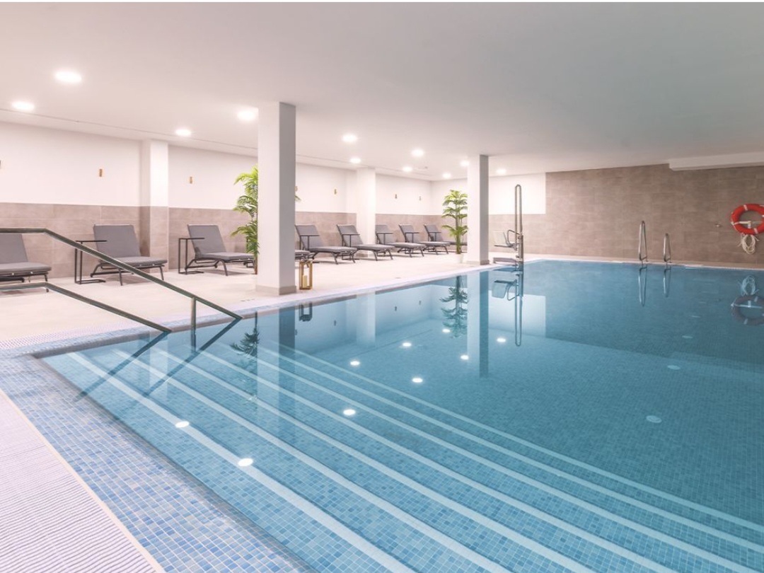 Exclusivo apartamento de lujo prácticamente nuevo con espectacular jardín privado de 128 m²