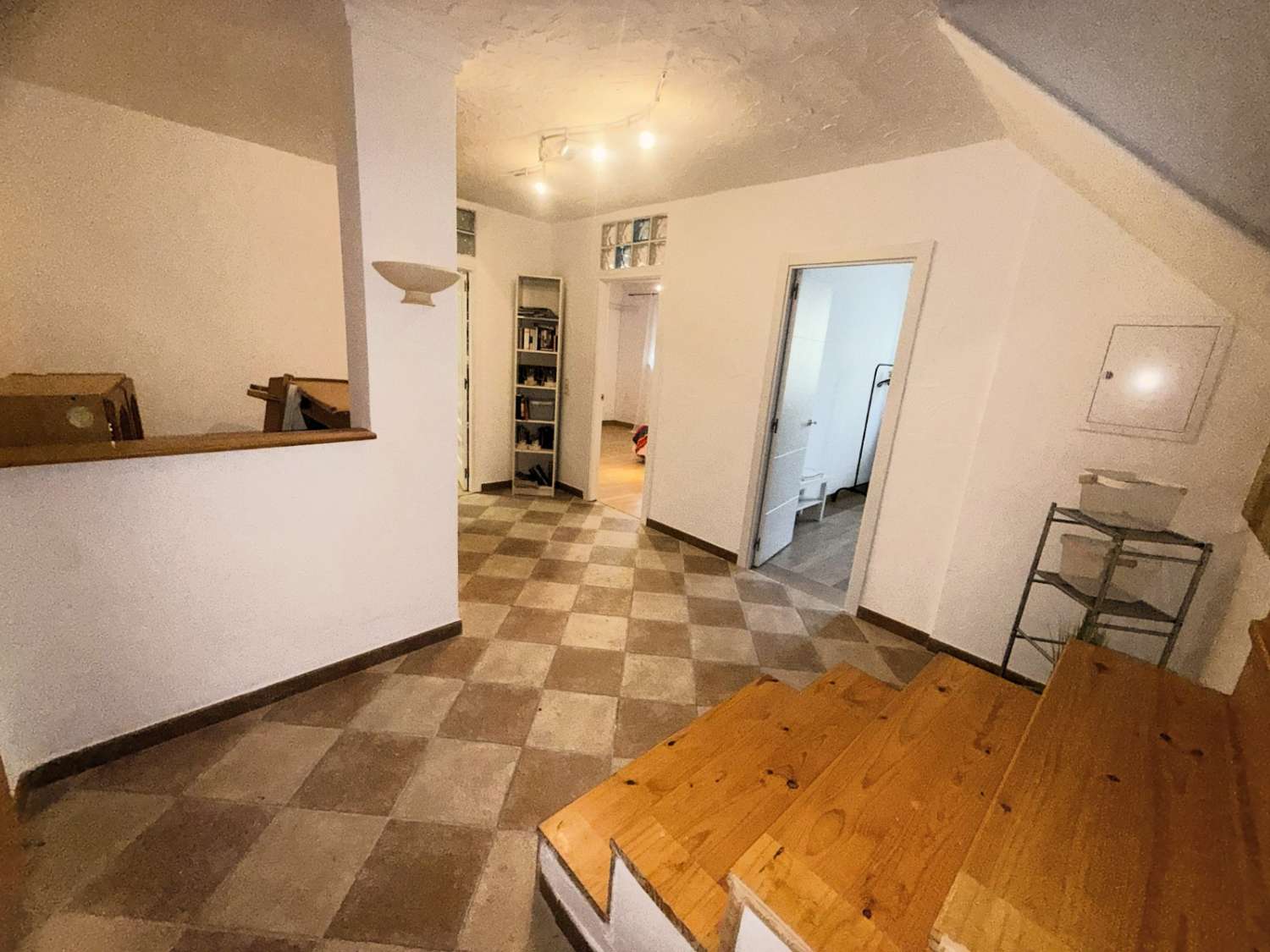EXCLUSIVA VILLA CON IMPRESIONANTES VISTAS A LA BAHÍA DE MÁLAGA EN PINOS DE ALHAURÍN