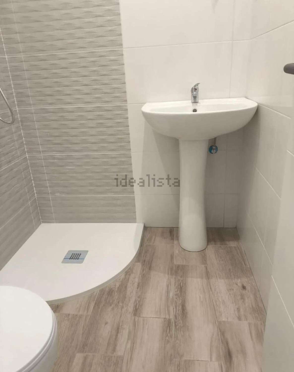 3 Estudios Reformados en el Centro de Torremolinos