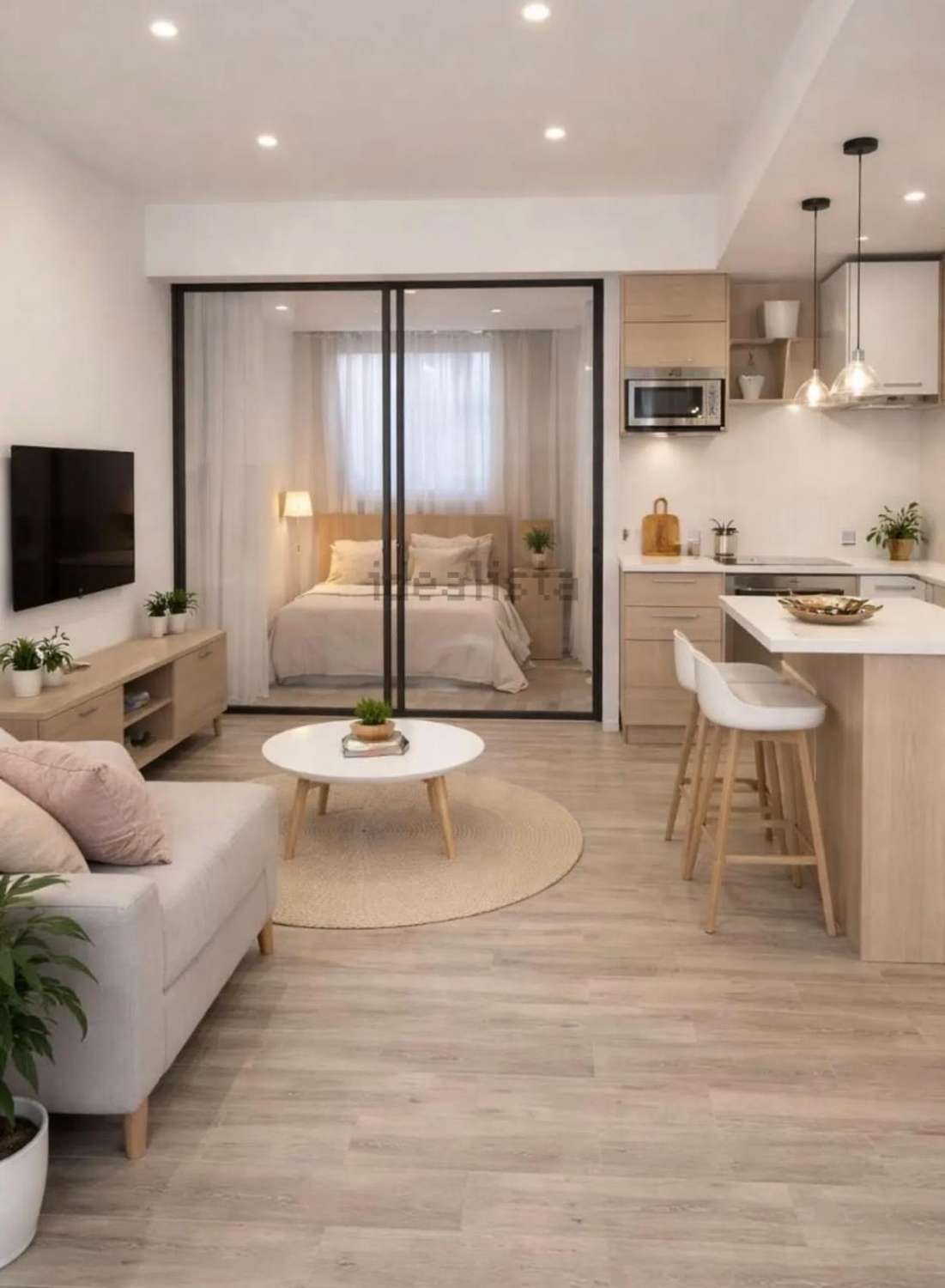 3 Estudios Reformados en el Centro de Torremolinos