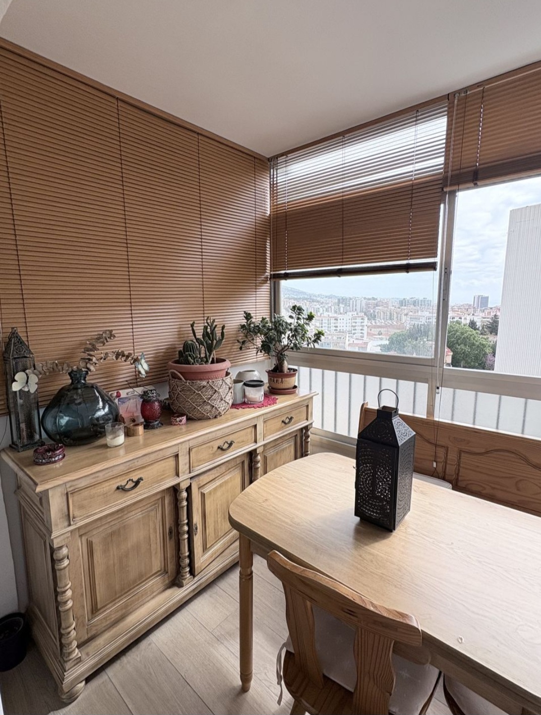 Magnífica vivienda reformada en el centro de Fuengirola con garaje privado