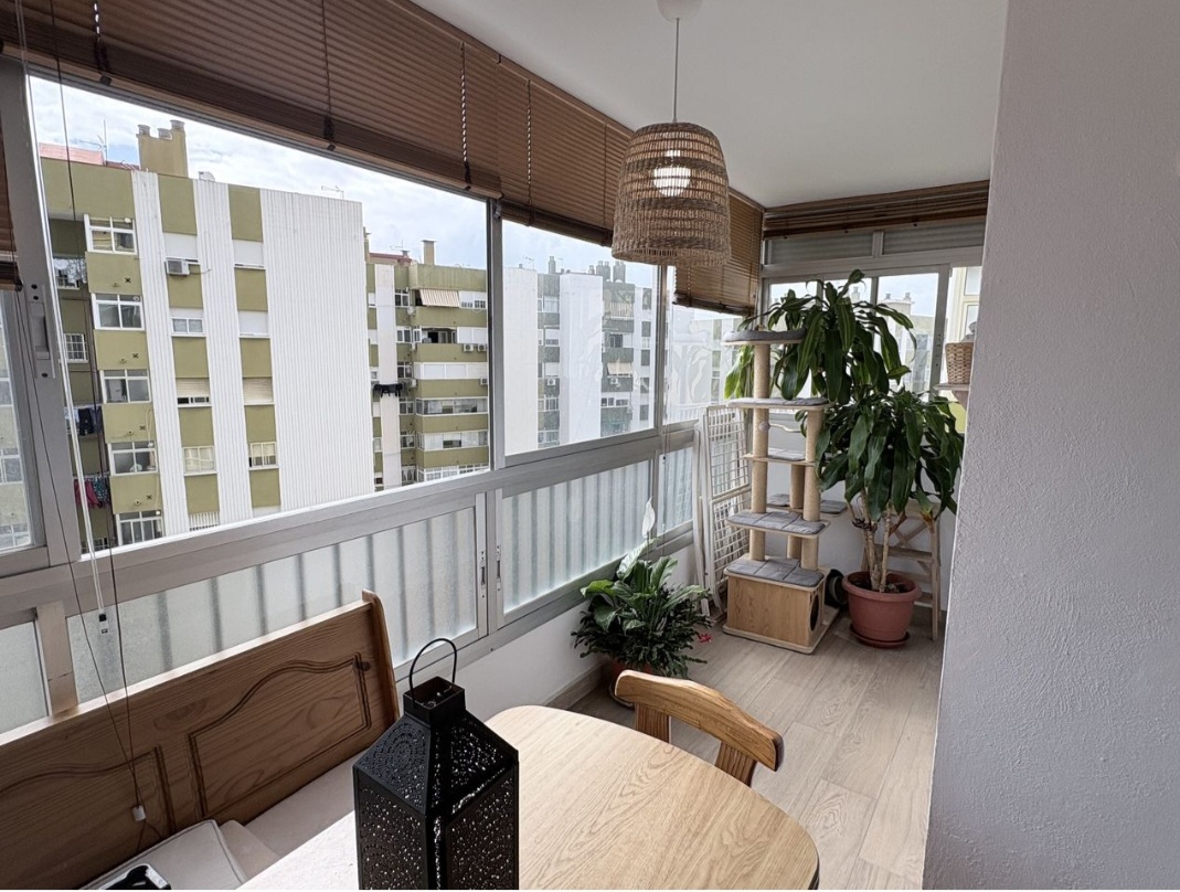 Magnífica vivienda reformada en el centro de Fuengirola con garaje privado