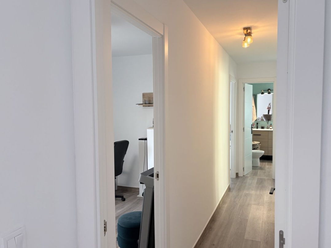 Magnífica vivienda reformada en el centro de Fuengirola con garaje privado