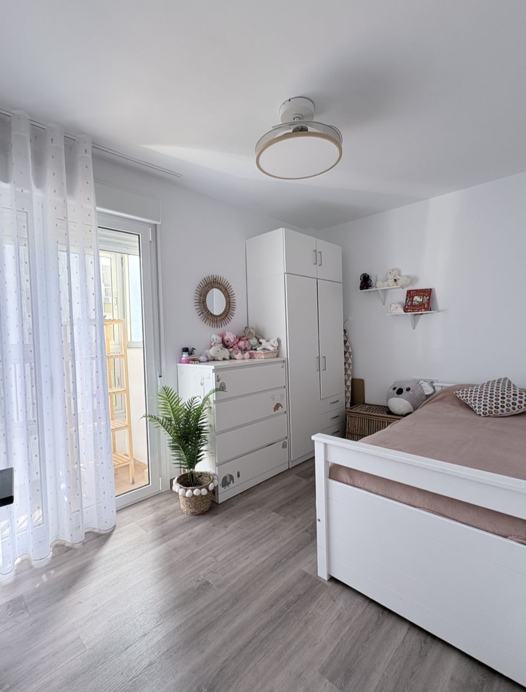 Magnífica vivienda reformada en el centro de Fuengirola con garaje privado
