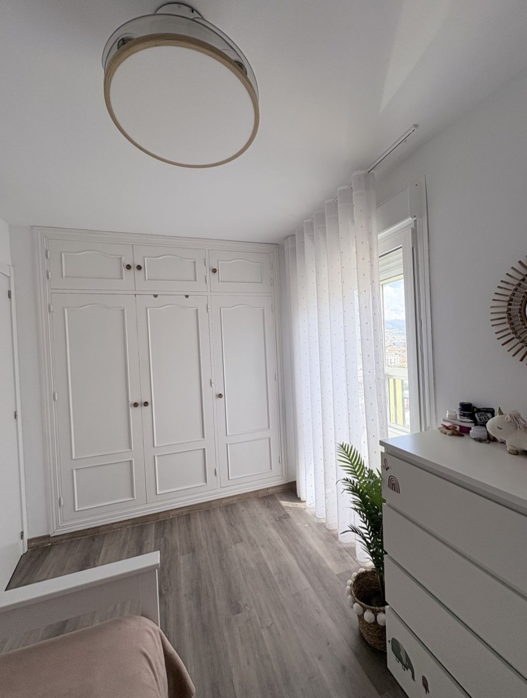 Magnífica vivienda reformada en el centro de Fuengirola con garaje privado