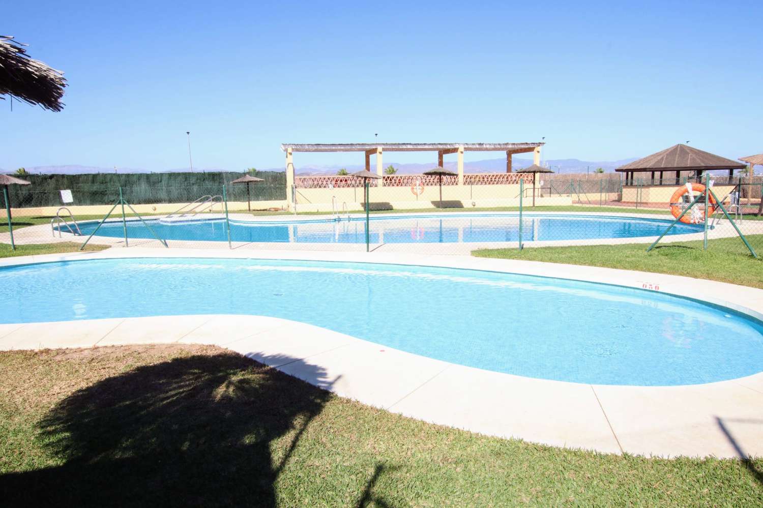 Magnífico dúplex en venta en exclusiva urbanización con piscina y pádel en Alhaurin de la Torre