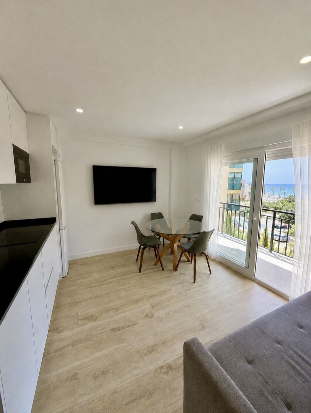 Apartamento totalmente reformado en Torremolinos – Alquiler de temporada