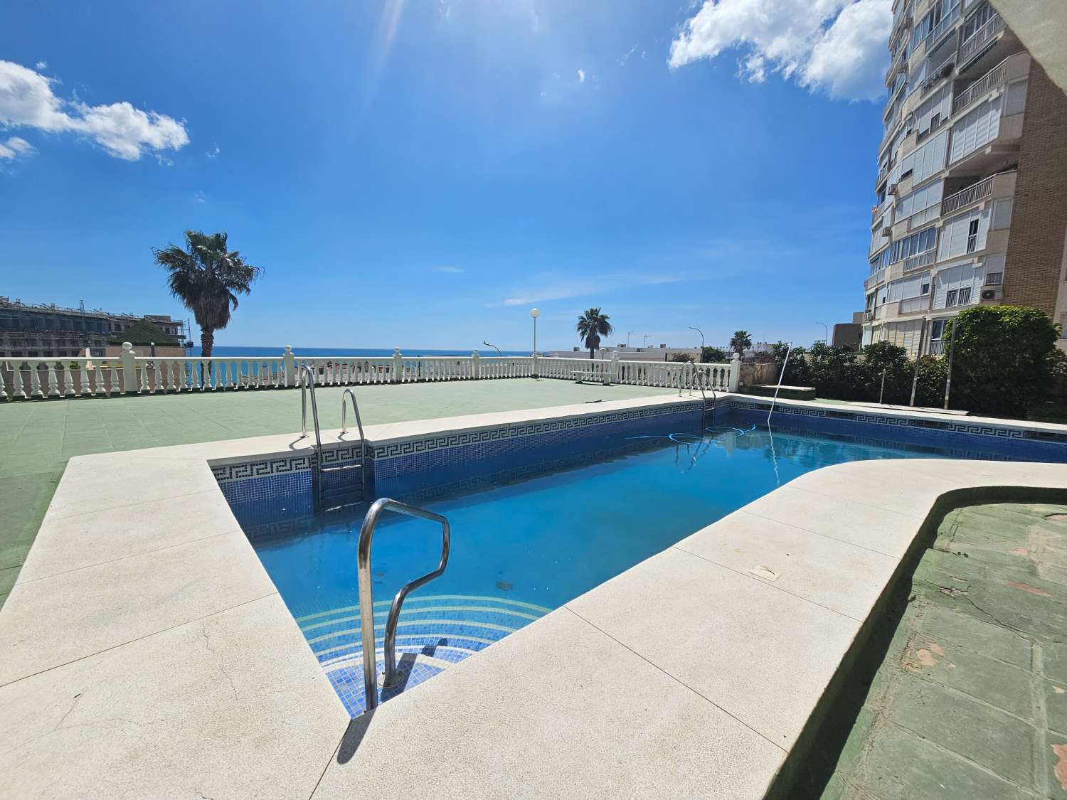 Estudio con impresionantes vistas frontales al mar en Bajondillo, Torremolinos