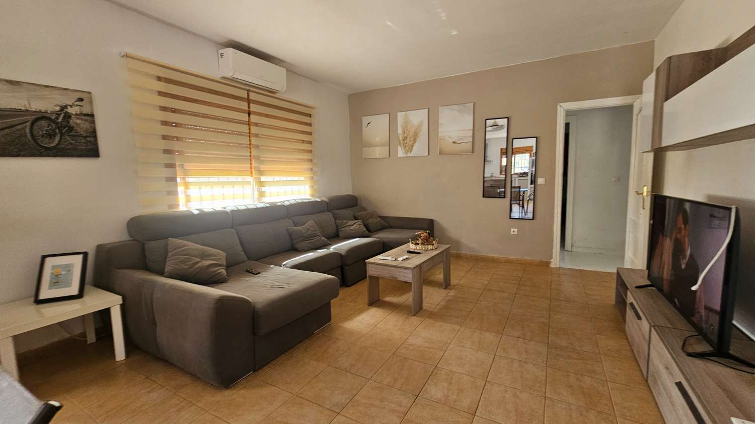 Espectacular finca en Gibralgalia (Cártama) con 10.000 m² de parcela urbana, piscina y establo