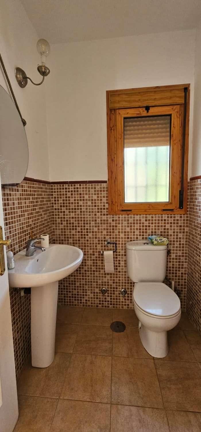 Espectacular finca en Gibralgalia (Cártama) con 10.000 m² de parcela urbana, piscina y establo