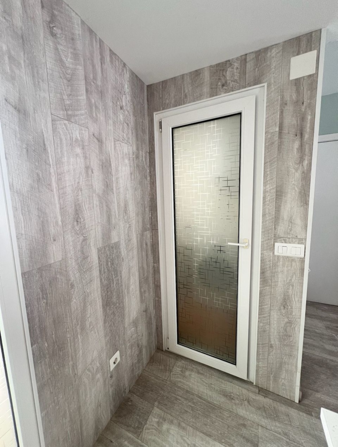 Espectacular piso de 3 dormitorios con gran terraza, garaje, trastero, piscina y pista de pádel en una de las mejores zonas de Vélez-Málaga