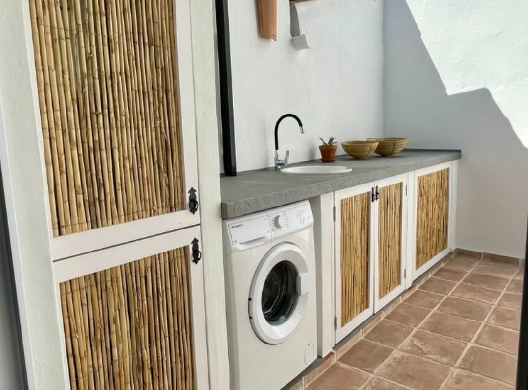 CASA DE PUEBLO TOTALMENTE REFORMADA Y LISTA PARA ENTRAR A VIVIR EN BENAMARGOSA