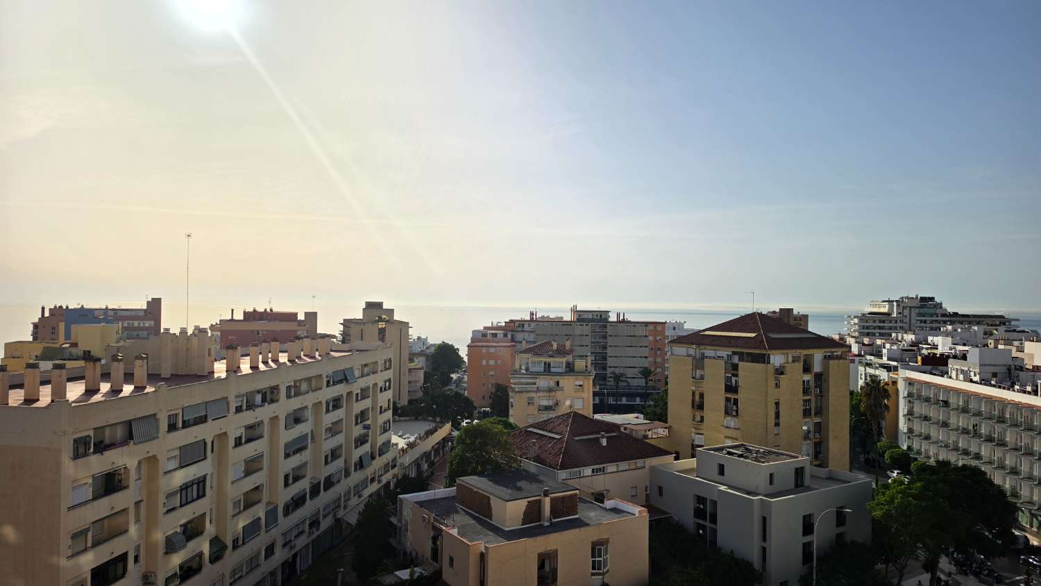 Estudio en el centro de Torremolinos con vistas al mar