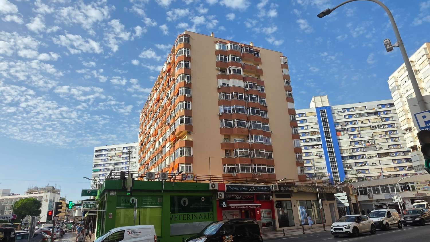 Estudio en el centro de Torremolinos con vistas al mar