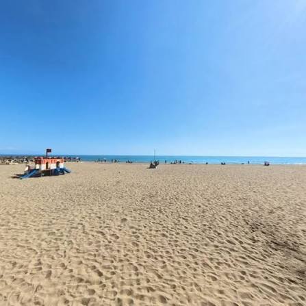 Estudio con terraza en segunda línea de playa en La Carihuela