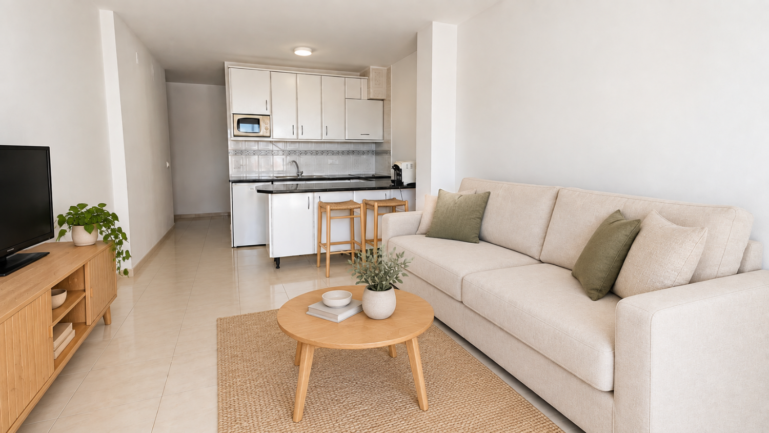 Estudio con terraza en segunda línea de playa en La Carihuela
