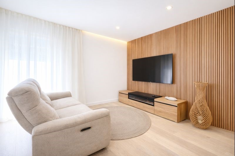 CHALET INDEPENDIENTE COMPLETAMENTE REFORMADO A 7 MINUTOS DE LA PLAYA | TORREBLANCA – FUENGIROLA