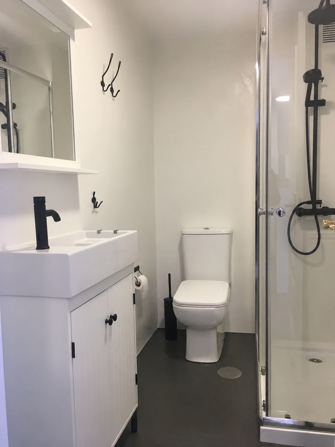 ESTUDIO REFORMADO CON PISCINA EN TORREMOLINOS
