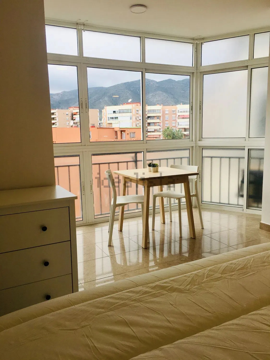 ESTUDIO REFORMADO CON PISCINA EN TORREMOLINOS