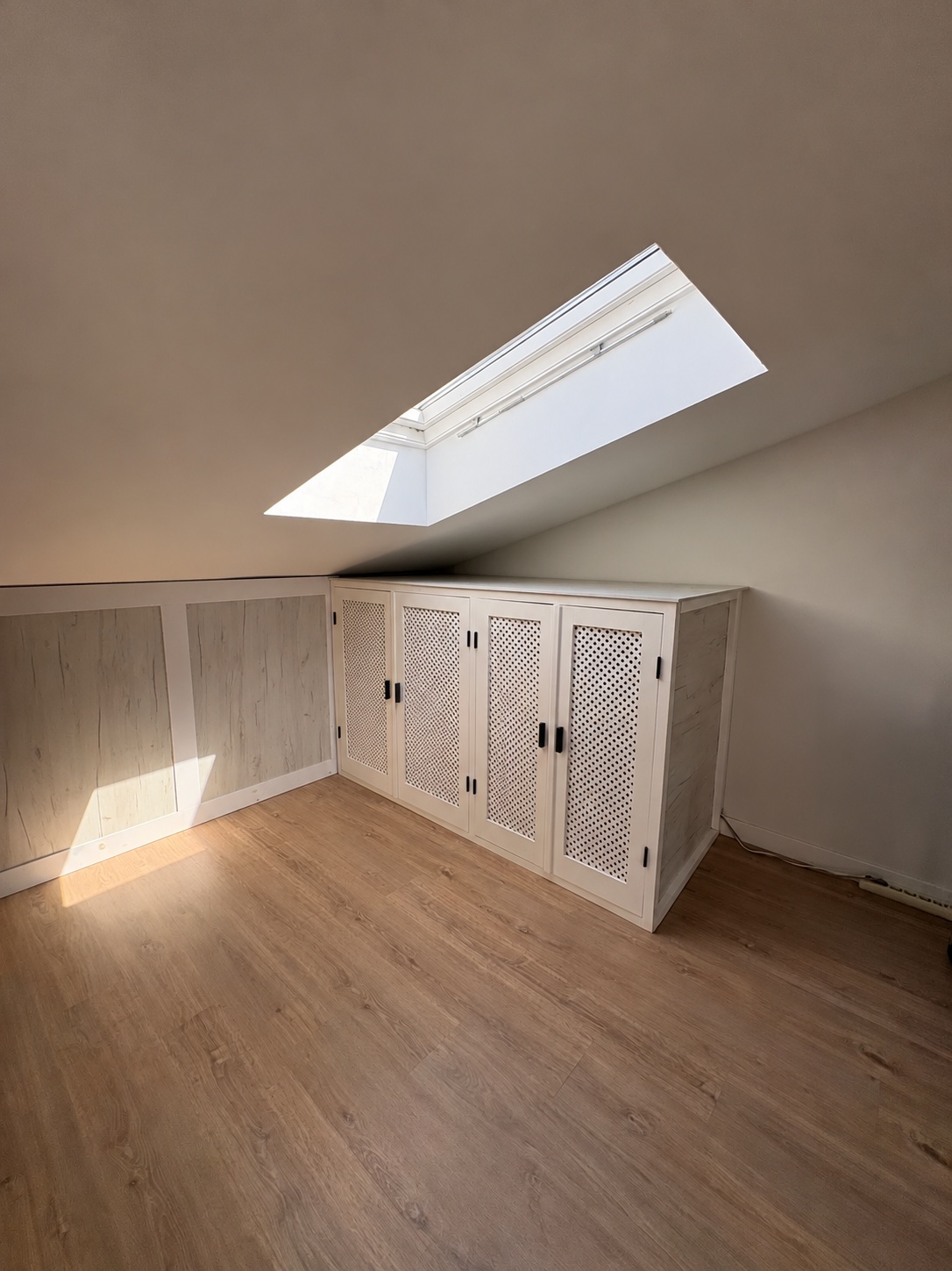 VIVIENDA UNIFAMILIAR CON TERRAZAS, SÓTANO Y DOS PLAZAS DE GARAJE EN CHURRIANA – MÁLAGA