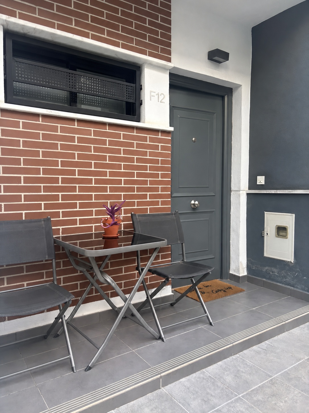 VIVIENDA UNIFAMILIAR CON TERRAZAS, SÓTANO Y DOS PLAZAS DE GARAJE EN CHURRIANA – MÁLAGA