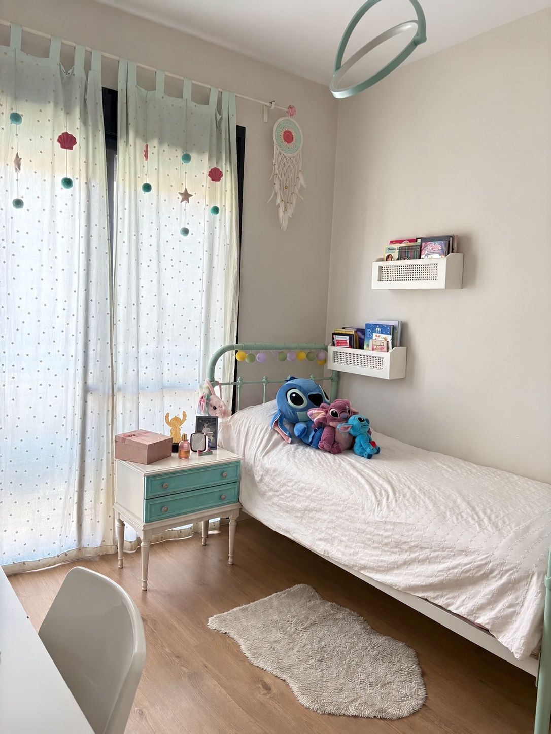 VIVIENDA UNIFAMILIAR CON TERRAZAS, SÓTANO Y DOS PLAZAS DE GARAJE EN CHURRIANA – MÁLAGA
