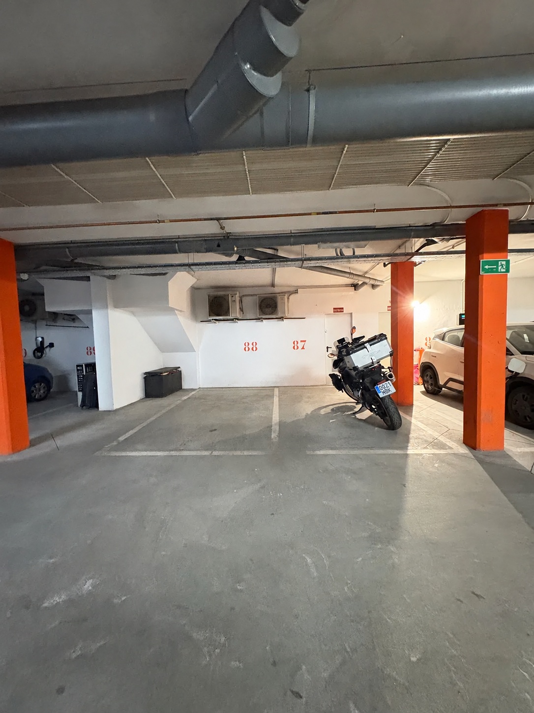 VIVIENDA UNIFAMILIAR CON TERRAZAS, SÓTANO Y DOS PLAZAS DE GARAJE EN CHURRIANA – MÁLAGA