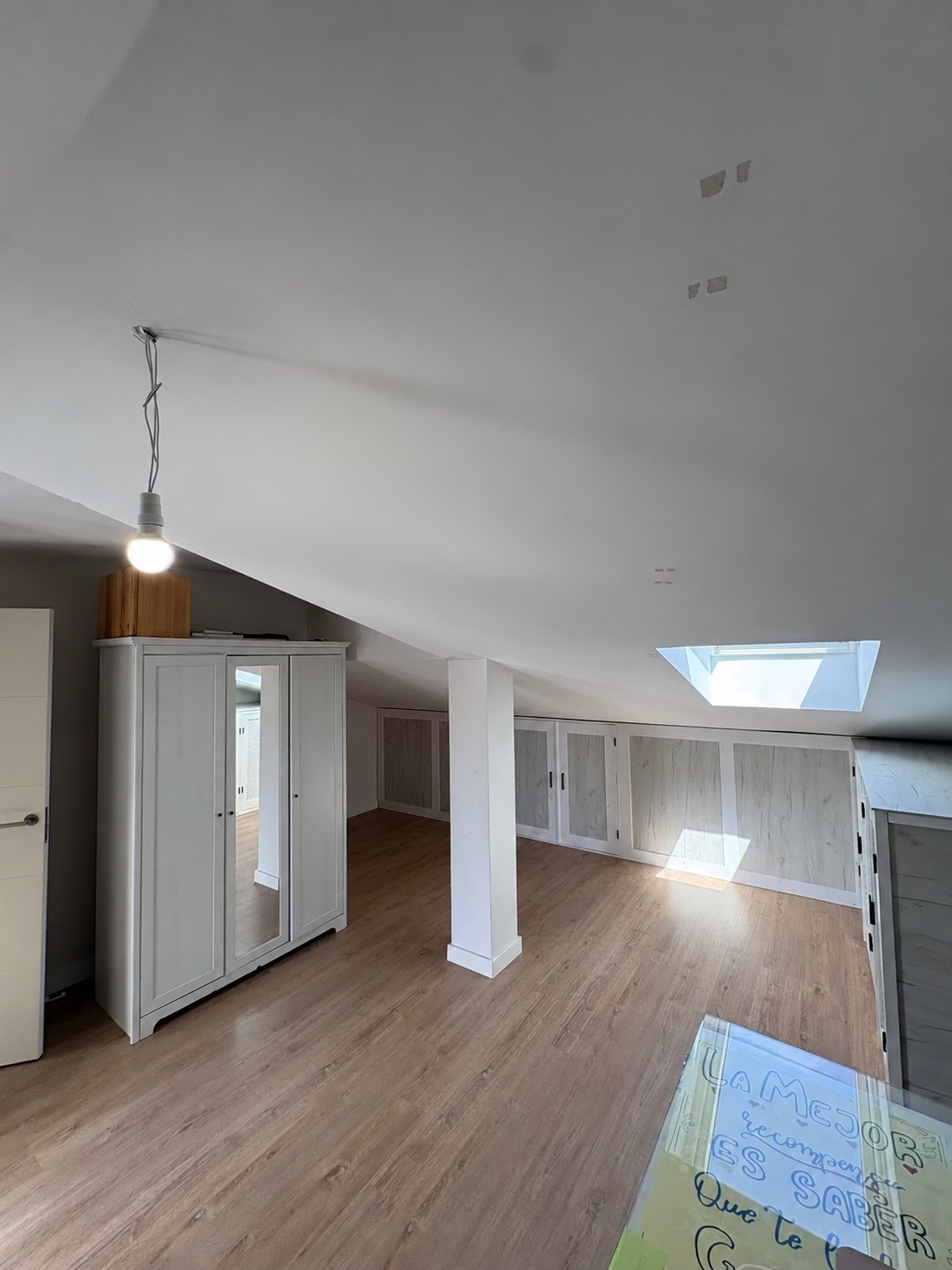 VIVIENDA UNIFAMILIAR CON TERRAZAS, SÓTANO Y DOS PLAZAS DE GARAJE EN CHURRIANA – MÁLAGA