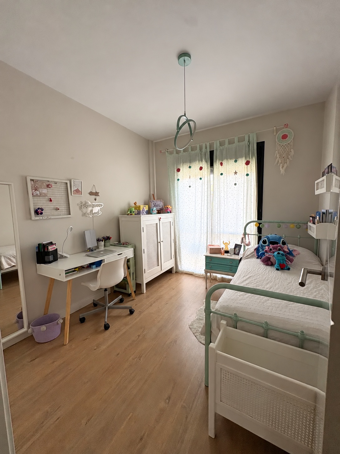 VIVIENDA UNIFAMILIAR CON TERRAZAS, SÓTANO Y DOS PLAZAS DE GARAJE EN CHURRIANA – MÁLAGA