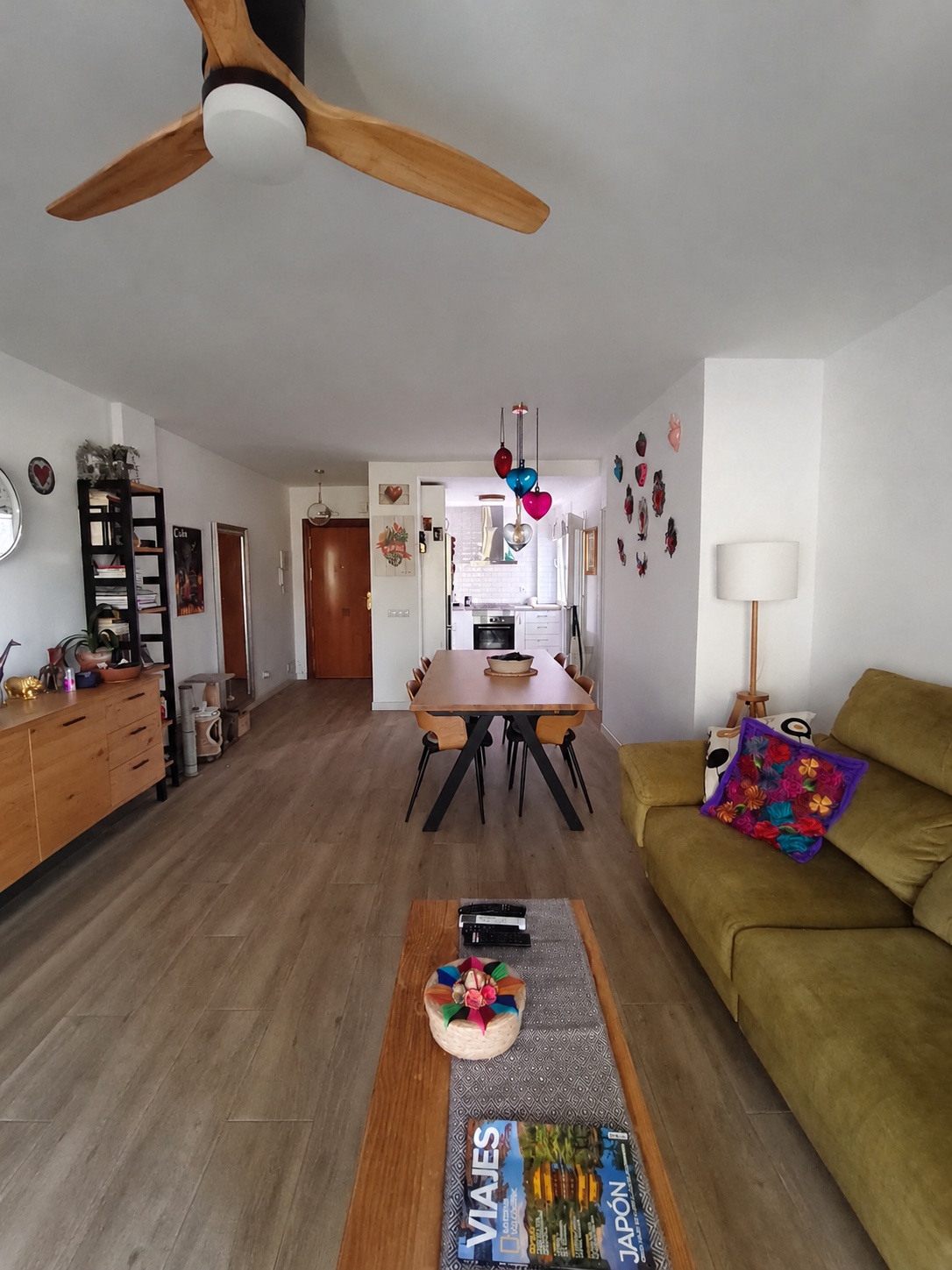 PISO DE 3 DORMITORIOS CON TERRAZA, PISCINA Y GARAJE EN GUADALMAR – MÁLAGA