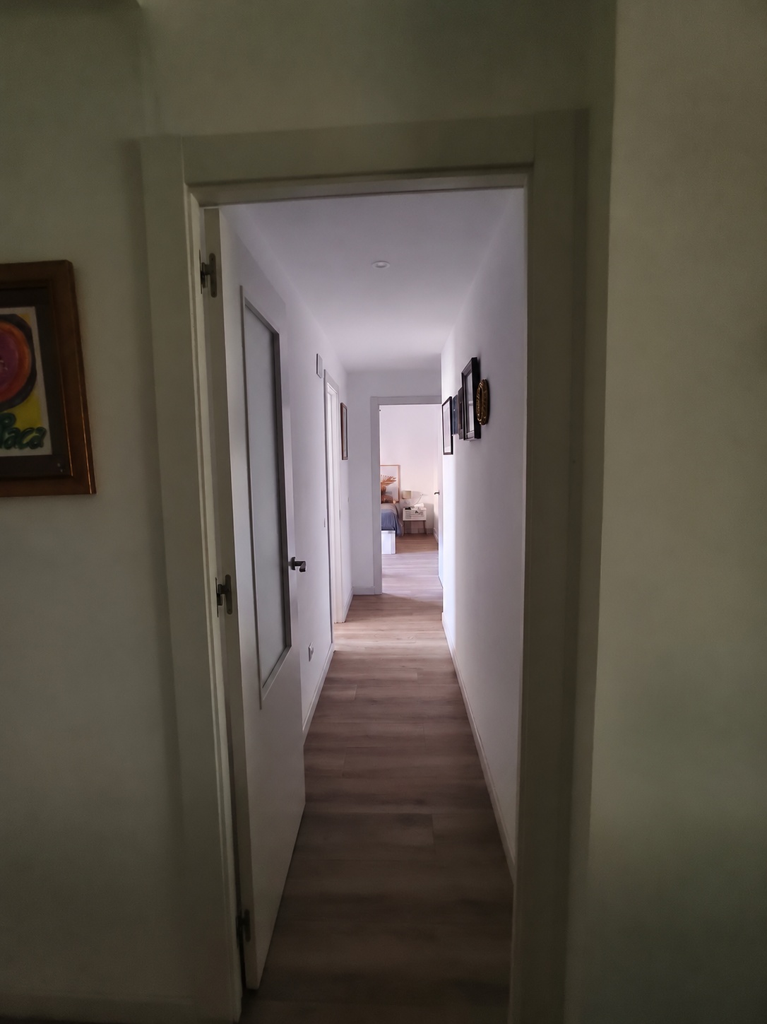 PISO DE 3 DORMITORIOS CON TERRAZA, PISCINA Y GARAJE EN GUADALMAR – MÁLAGA