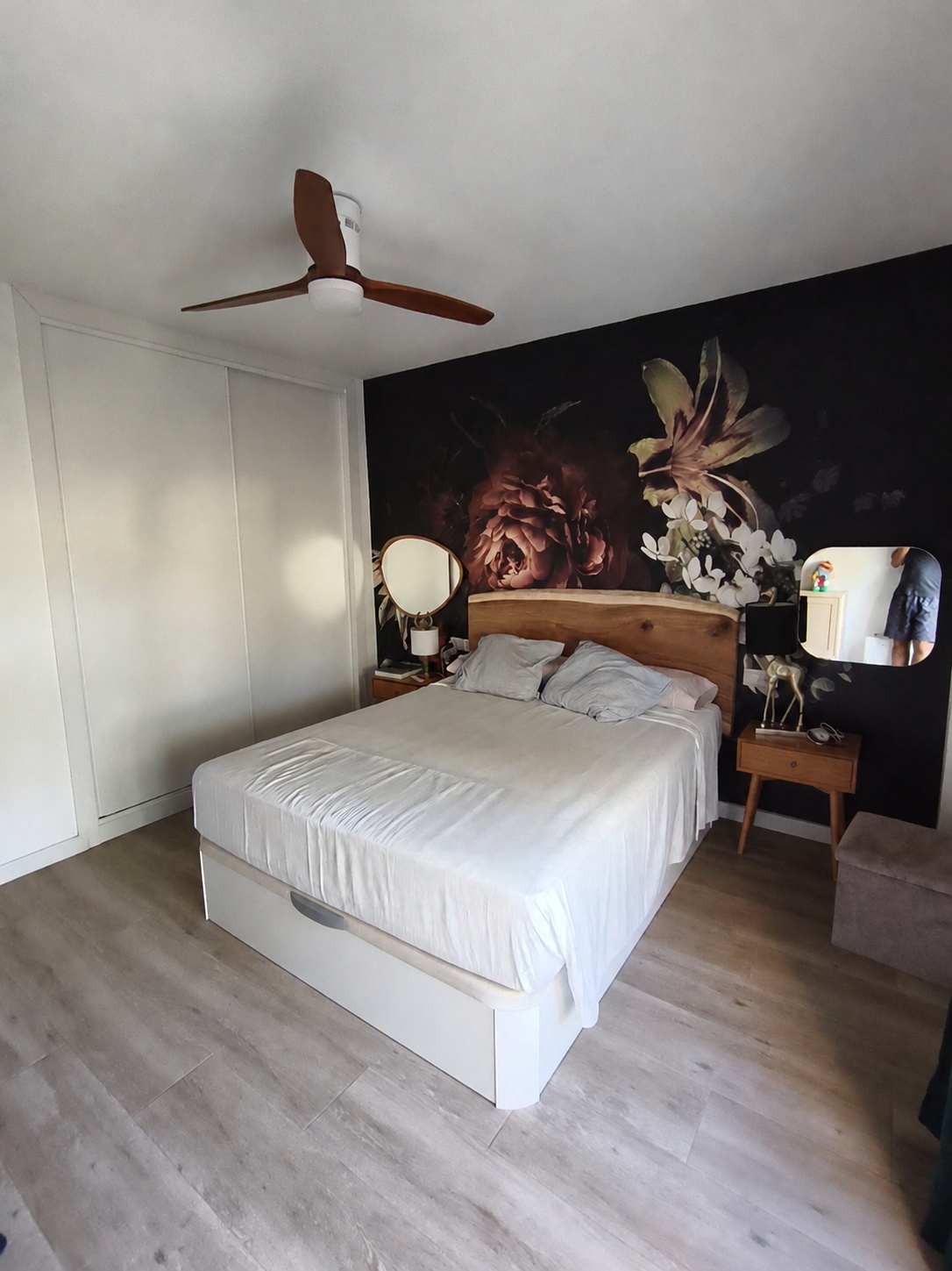 PISO DE 3 DORMITORIOS CON TERRAZA, PISCINA Y GARAJE EN GUADALMAR – MÁLAGA