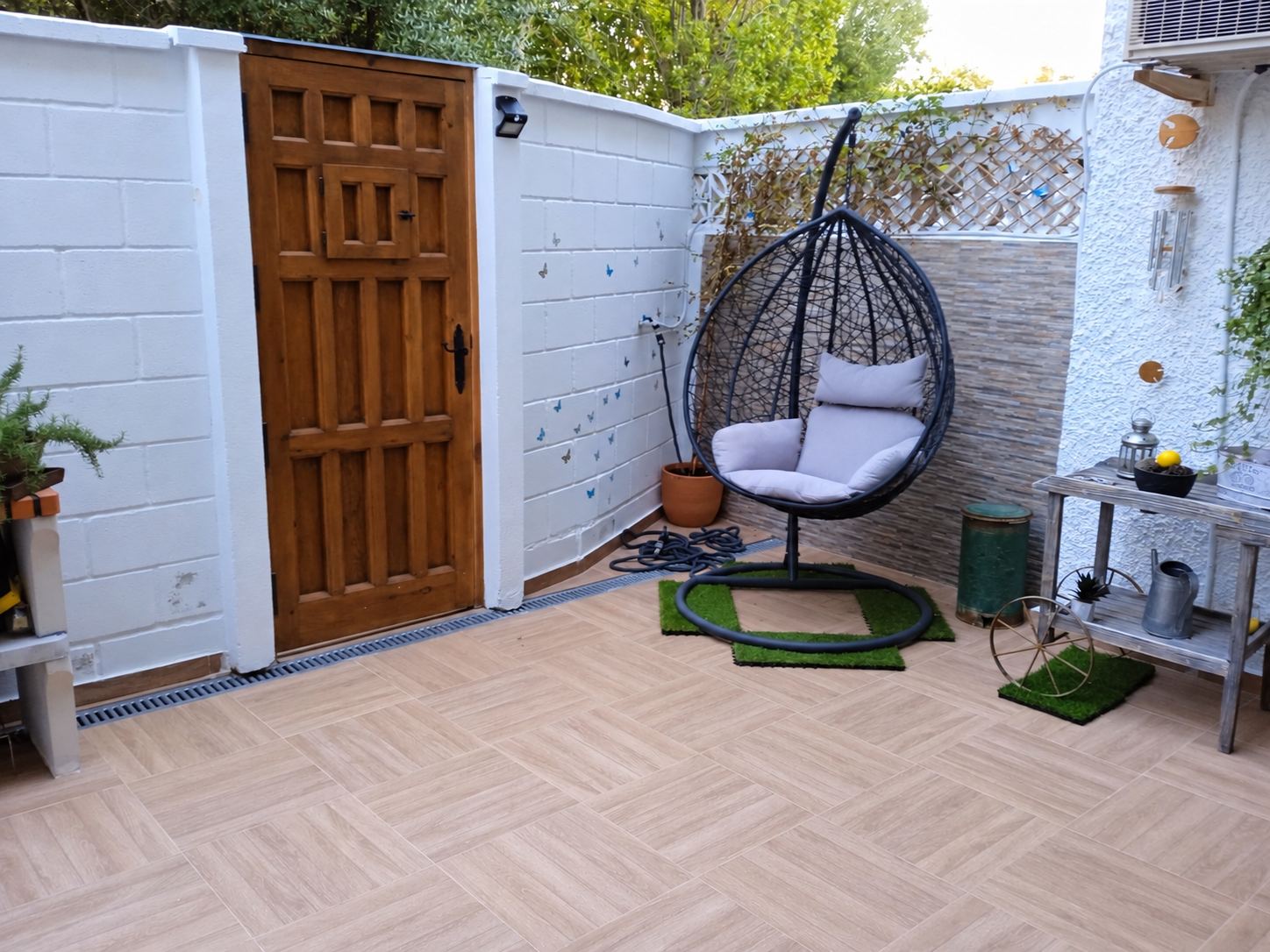 Apartamento con terraza y patio en Arroyo de la Miel