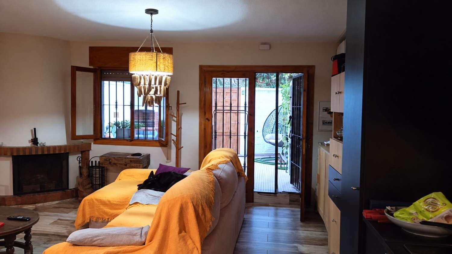 Apartamento con terraza y patio en Arroyo de la Miel