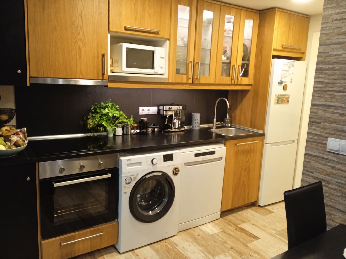 Apartamento con terraza y patio en Arroyo de la Miel