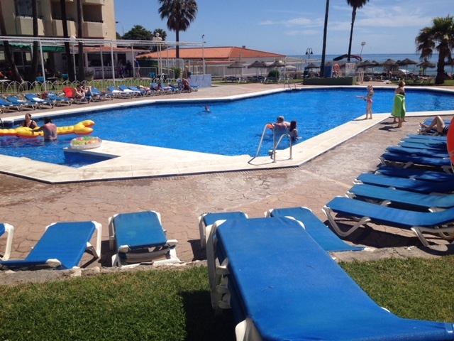 Apartment in 1ª line of beach
