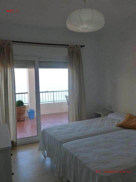 Luxury apartment in 1st line of beach