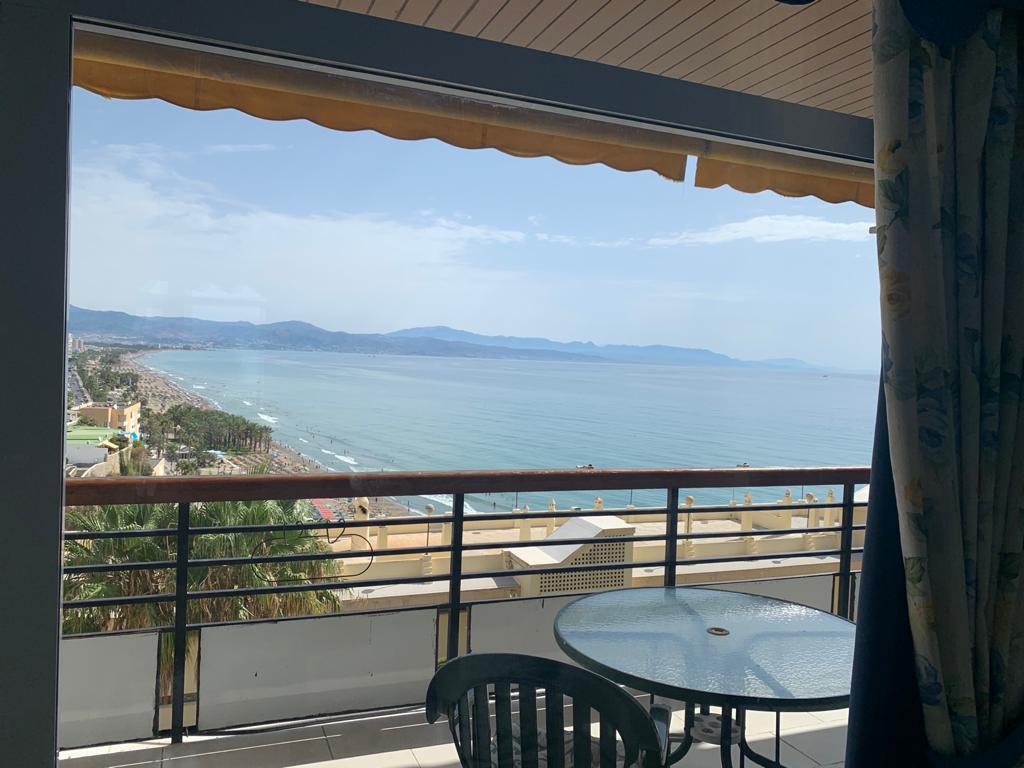 Appartement met uitzicht op zee en directe toegang tot het strand in Santa Clara