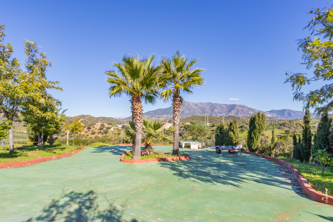 Great villa for sale in Mijas