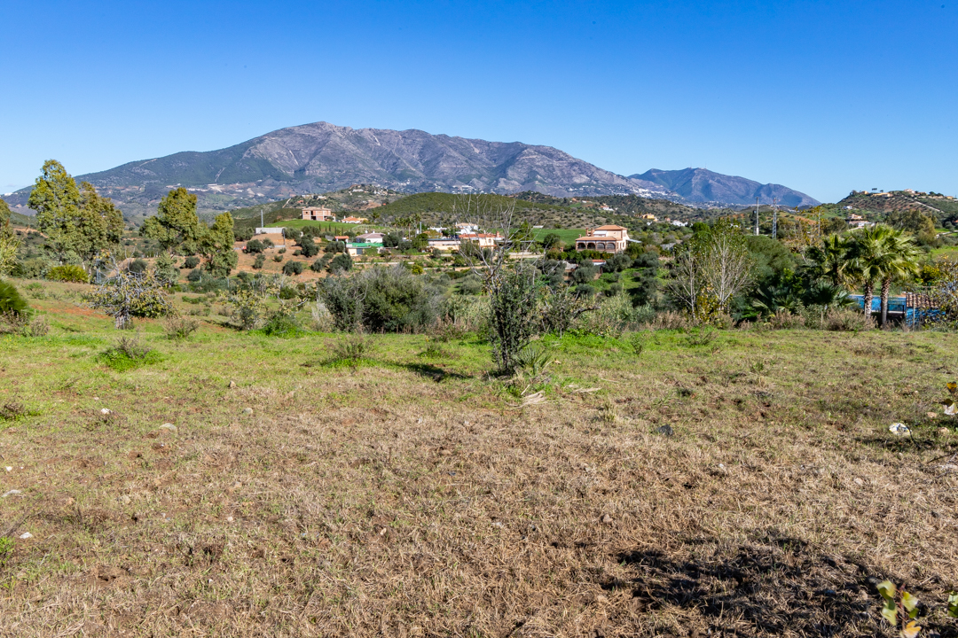 Große Villa zum Verkauf in Mijas